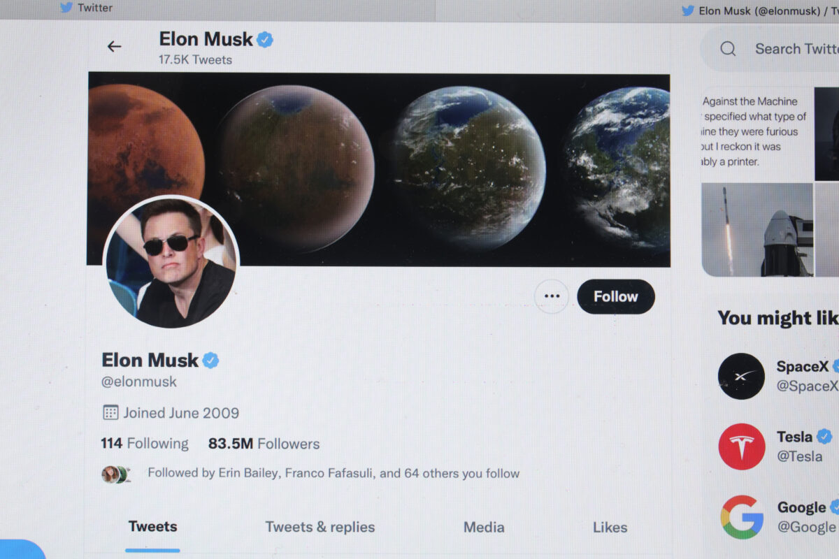 Ông Musk bán số cổ phiếu Tesla trị giá 4 tỷ USD sau khi đồng ý mua Twitter