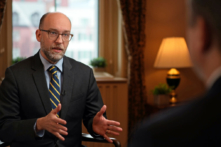 Giám đốc OMB thời cựu TT Trump gọi đề xướng chi tiêu của chính phủ Biden là ‘tồi tệ’