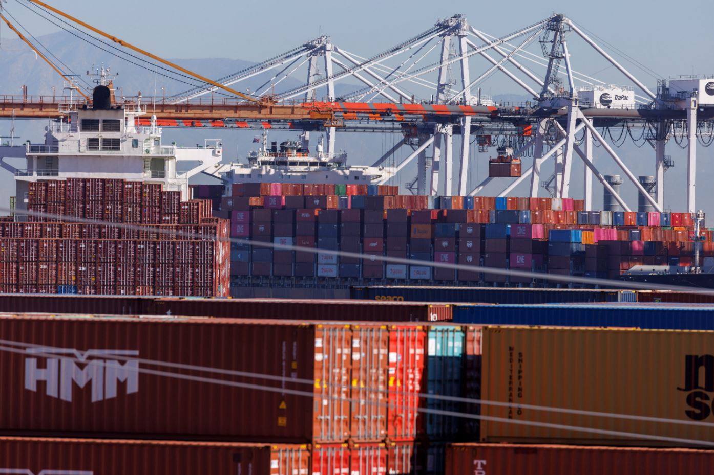 Các chuyên gia: Việc Trung Quốc kiểm soát hoạt động sản xuất container đe dọa chuỗi cung ứng toàn cầu