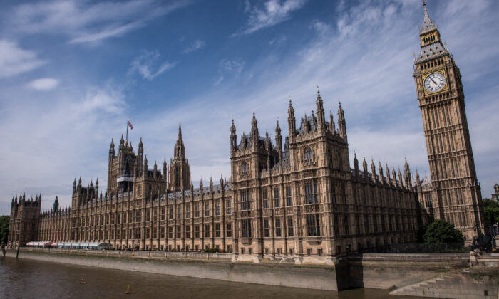 Nghị viện Vương quốc Anh ủng hộ bản sửa đổi luật về nạn thu hoạch nội tạng cưỡng bức