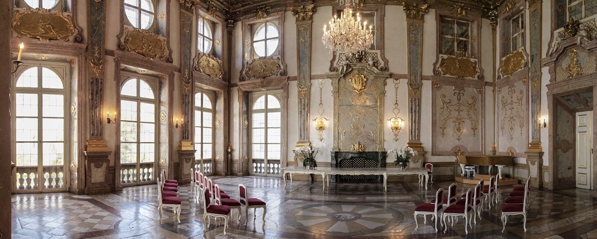 Cung điện Mirabell nước Ý