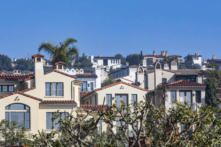 Giá niêm yết nhà ở Hoa Kỳ tăng trong tháng Hai, thị trường cạnh tranh hơn