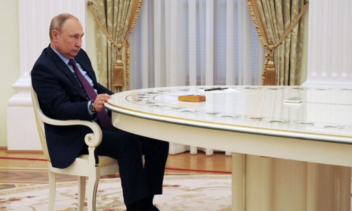 Ông Putin ký lệnh yêu cầu thanh toán tiền khí đốt bằng đồng ruble