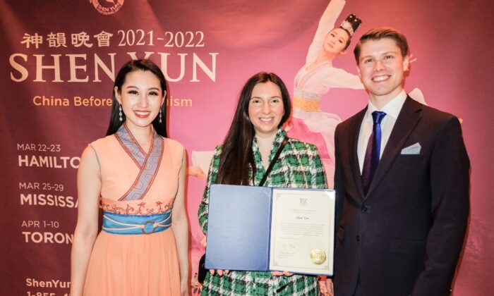 Shen Yun ‘Vô cùng, vô cùng uy lực’, Nghị sĩ Canada bày tỏ