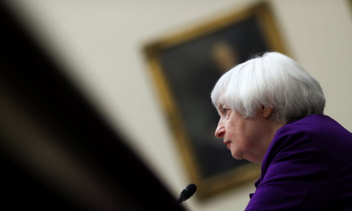 Bộ trưởng Ngân khố Yellen bác bỏ khả năng Hoa Kỳ rơi vào suy thoái kinh tế