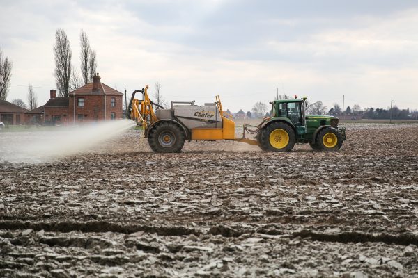 ‘Cơn bão hoàn hảo’ tấn công hoạt động trồng trọt của nông dân Hoa Kỳ