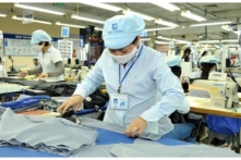 Tin Việt Nam ngày 28/5: Gần 12 tỷ USD vốn FDI vào Việt Nam trong 5 tháng, một lãnh đạo y tế ở Phú Thọ nhận hơn 2 tỉ đồng của Việt Á bị bắt