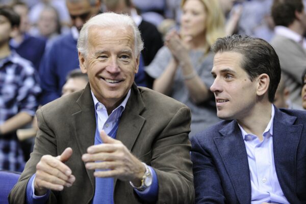 Trích từ sách: Ông Hunter Biden nồng nặc mùi rượu khi đi sửa chiếc máy điện toán năm 2019