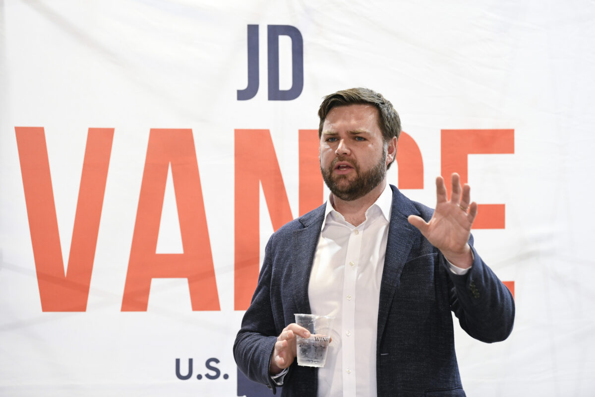 J.D. Vance: Ứng viên được cựu TT Trump ủng hộ đã thắng bầu cử sơ bộ ghế Thượng viện tiểu bang Ohio