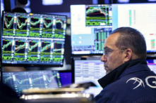 Chứng khoán Hoa Kỳ dẫn đầu thị trường toàn cầu về bán tháo trong năm 2022