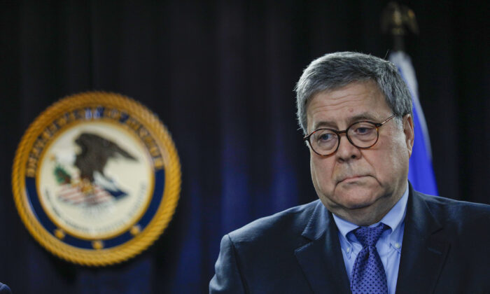 Ông William Barr: Không có hậu quả pháp lý đối với việc kiểm duyệt máy điện toán của Hunter Biden