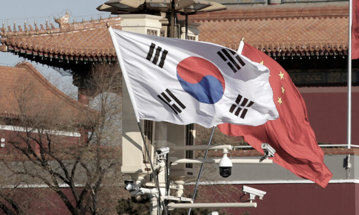 Tại sao chính quyền Trung Quốc lại liên tục tấn công nền văn hóa Nam Hàn?