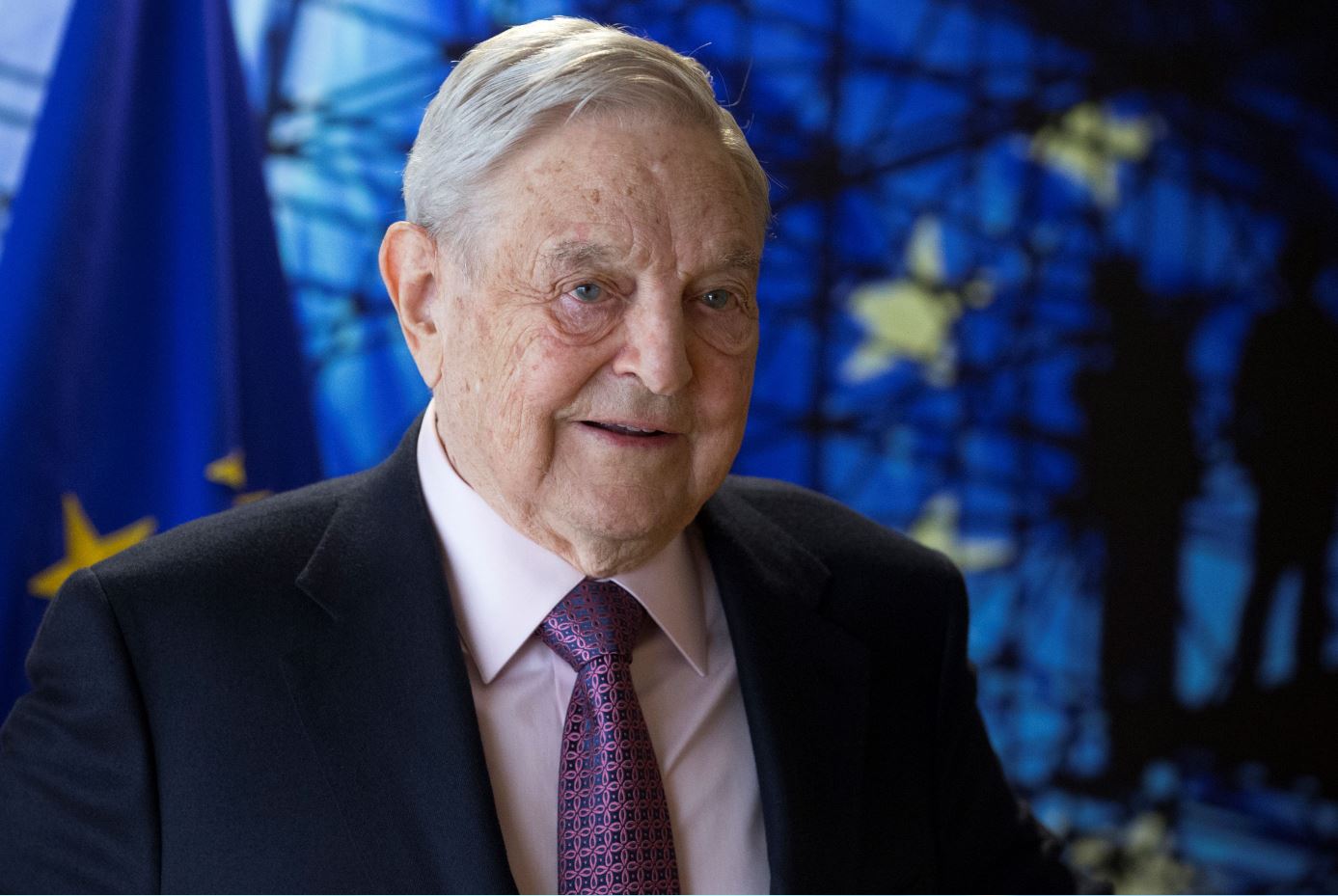 Các nhóm do George Soros, nghiệp đoàn, chính phủ Âu Châu tài trợ khó chịu với vụ mua lại Twitter