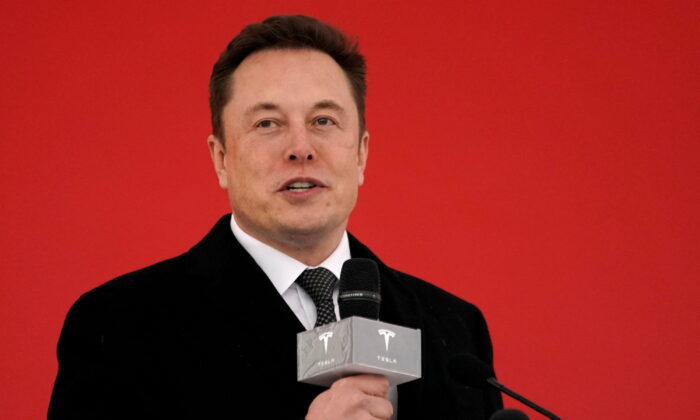 Ông Elon Musk đưa ra ủng hộ hiếm hoi cho ứng cử viên chính trị