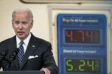 Các chuyên gia ngành năng lượng và các nhà kinh tế bác bỏ đề nghị miễn thuế xăng của Tổng thống Biden