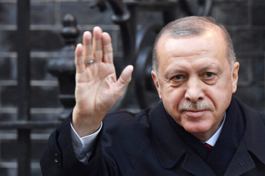 Thổ Nhĩ Kỳ sẵn sàng cho chiến dịch mới ở Syria bất chấp sự nghi ngại của Hoa Kỳ, Nga