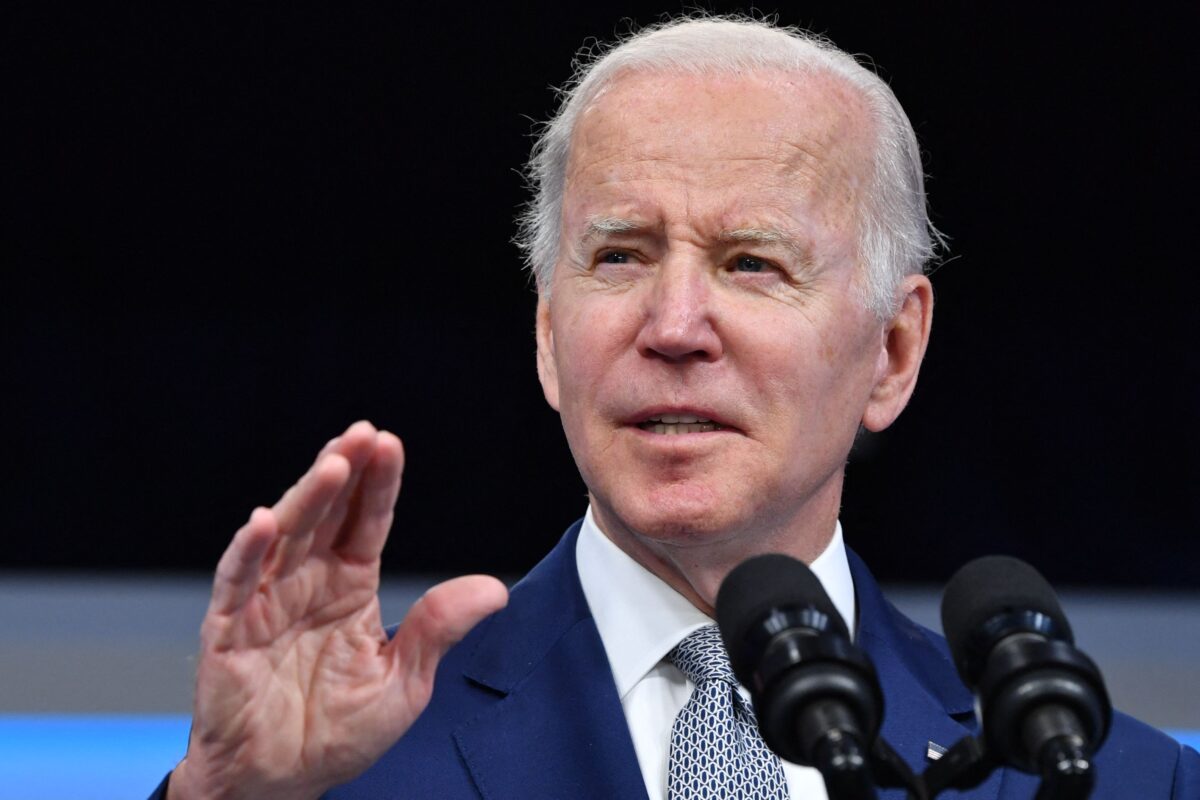 Lạm phát chỉ là hậu quả nhẹ nhất của chính sách ngoại giao kém cỏi của TT Biden