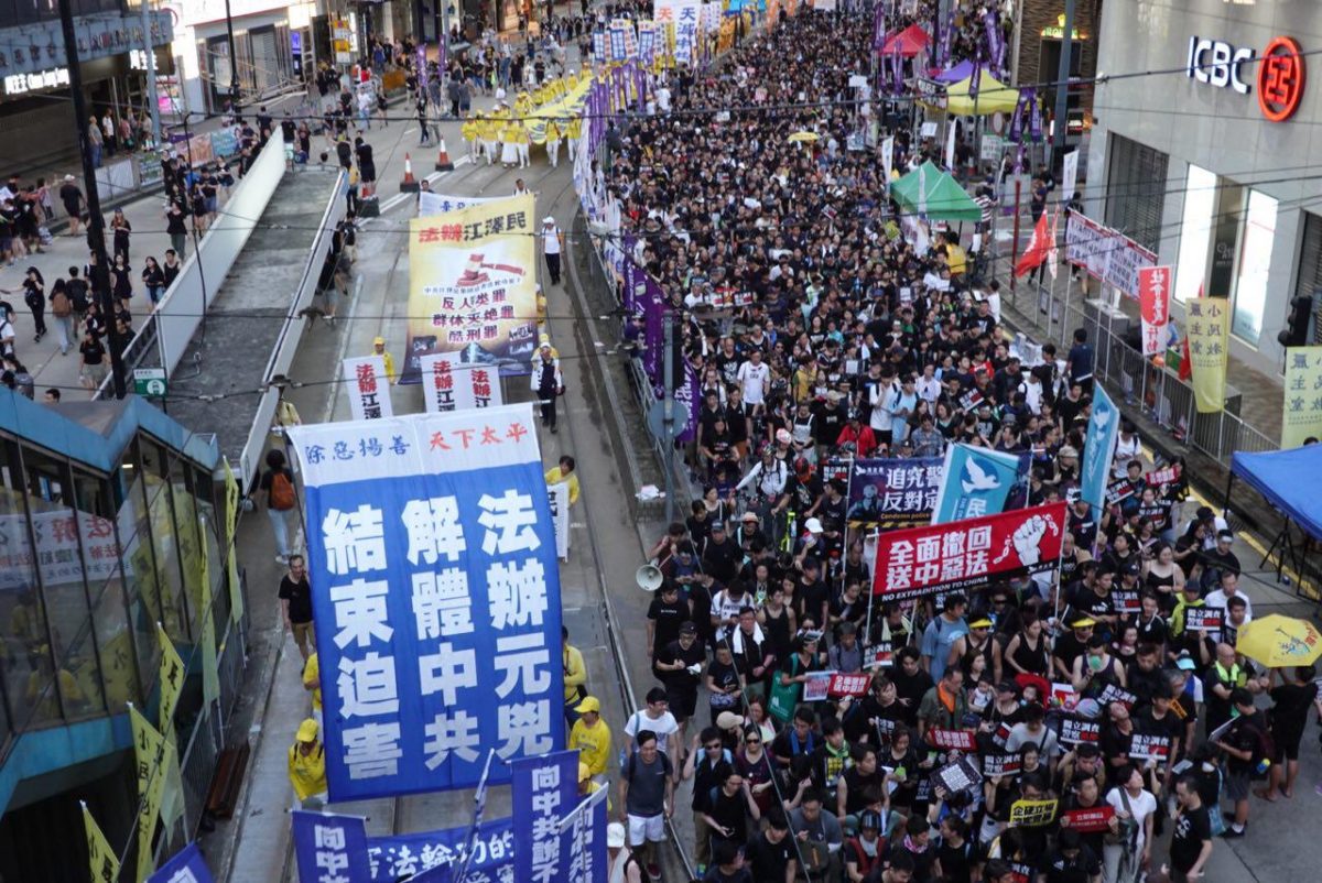Hồng Kông: Học viên Pháp Luân Công tự bào chữa và thắng kiện