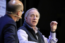 Ông Ray Dalio nói lạm phát đình trệ là ‘cái giá lớn’ trong cuộc chiến chống lạm phát của Fed