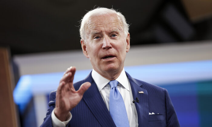 Cuộc thăm dò ý kiến: Chỉ 28% người Mỹ tán thành cách giải quyết lạm phát của ông Biden