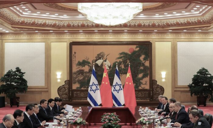 Bắc Kinh trao tối hậu thư cho hãng thông tấn Israel