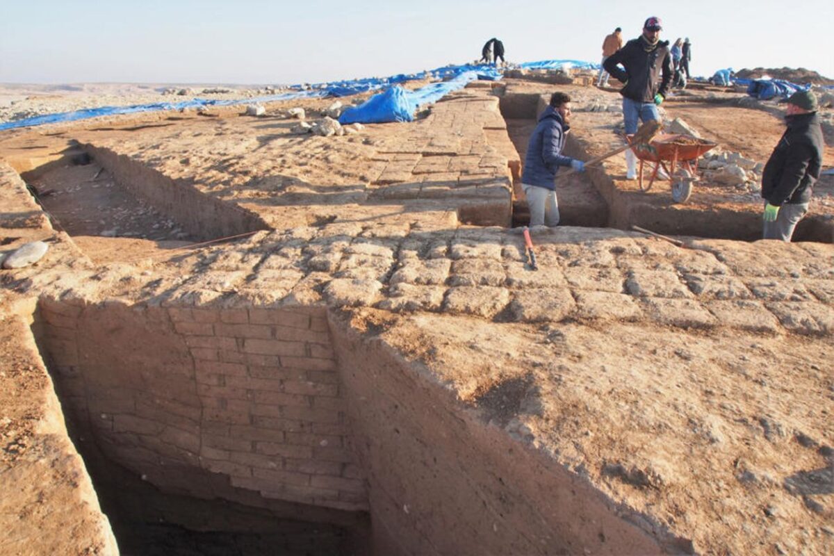 Iraq hạn hán, đáy hồ lộ diện thành phố cổ 3,400 năm tuổi