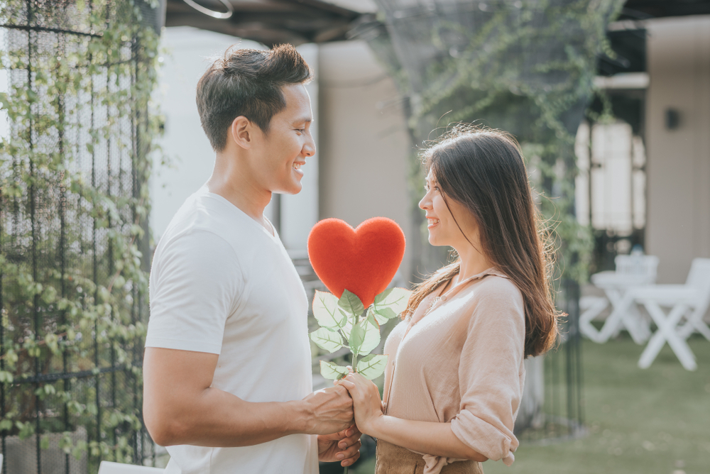 Nhìn nhận về tình cảm giữa nam và nữ