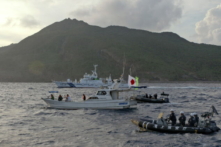 Nhật Bản phản đối chiến hạm Trung Quốc hiện diện gần quần đảo tranh chấp