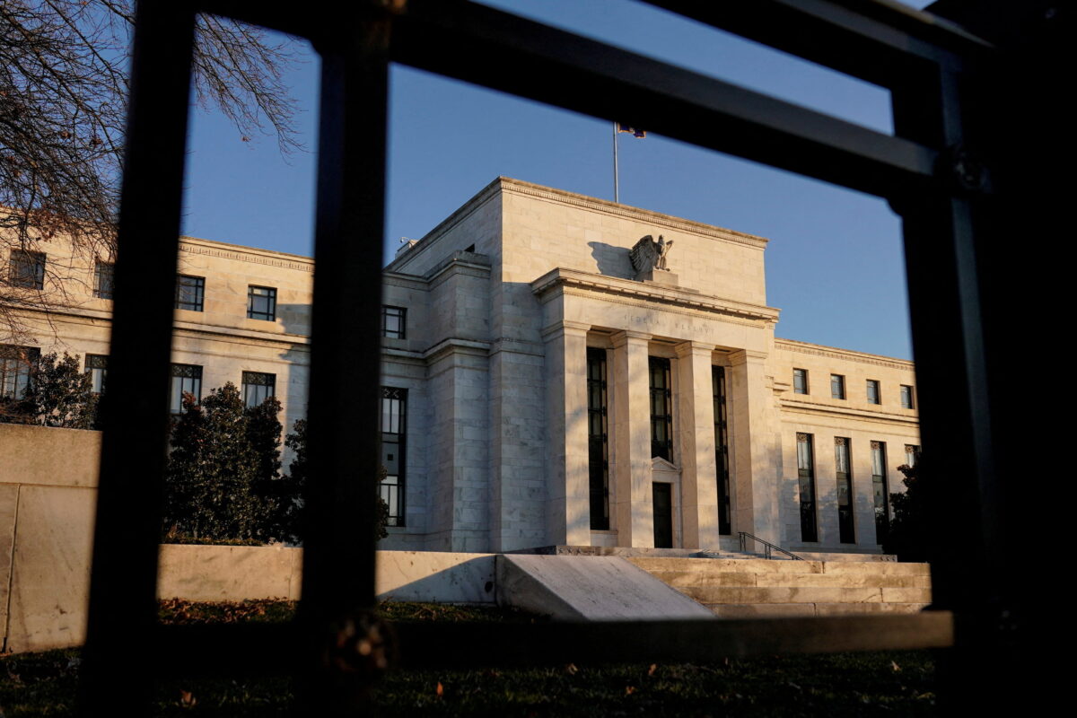 Báo cáo của Fed tiết lộ nền kinh tế Hoa Kỳ chậm lại, nỗi lo suy thoái gia tăng