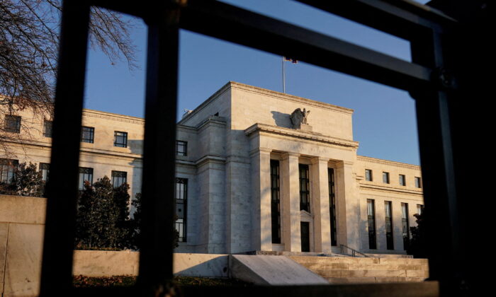 Tình báo ĐCSTQ tuyển dụng các nhà kinh tế của Cục Dự trữ Liên bang Hoa Kỳ