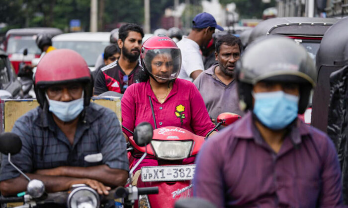 Sri Lanka: Nhiên liệu dự trữ không đủ dùng cho một ngày