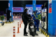 Tin Việt Nam ngày 25/7: Bắt thêm 6 bị can liên quan vụ ‘đưa, nhận hối lộ’ tại Bộ Ngoại giao; yêu cầu Bộ Tài chính sớm có phương án giảm thuế xăng, dầu