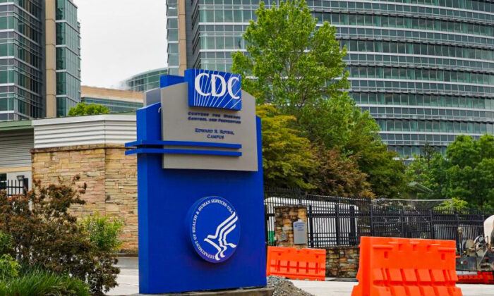 CDC: Các trường hợp tử vong có thể được tính là COVID-19 dù sau nhiều năm nhiễm bệnh