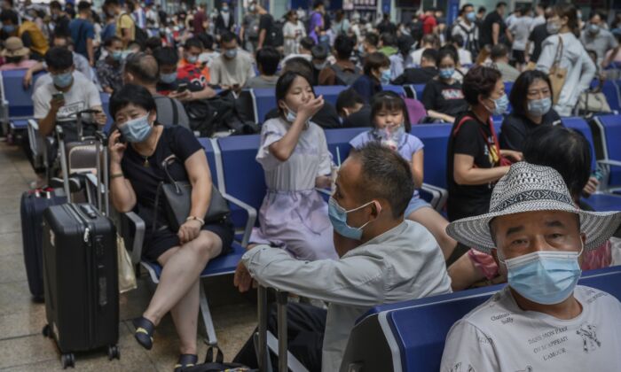 Chuyên gia: Bắc Kinh siết chặt kiểm soát công dân bằng Luật Đường sắt mới