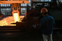 Các nhà sản xuất thép Trung Quốc lỗ nặng do nhu cầu suy yếu