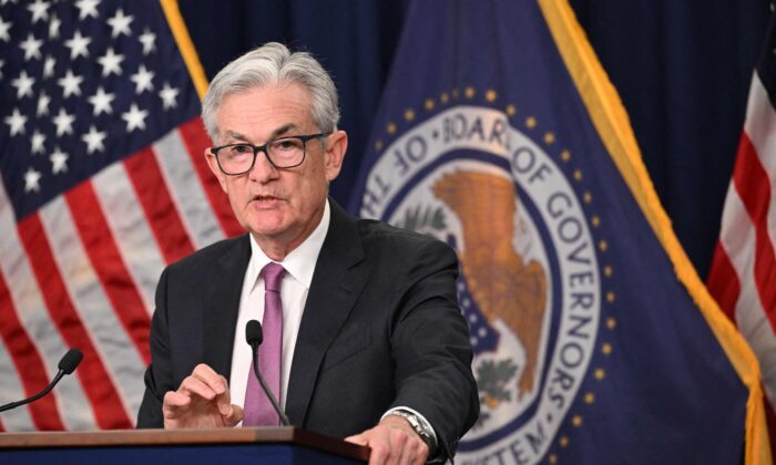 Chủ tịch Fed Jerome Powell: Nên hiểu số liệu GDP một cách thận trọng