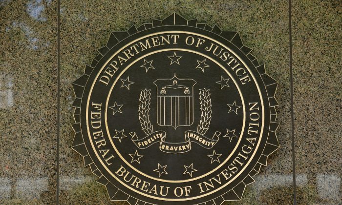 Quý vị có gọi FBI không?