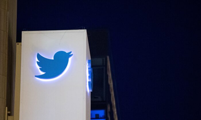 Twitter kiểm duyệt toàn bộ nội dung từ The Epoch Times