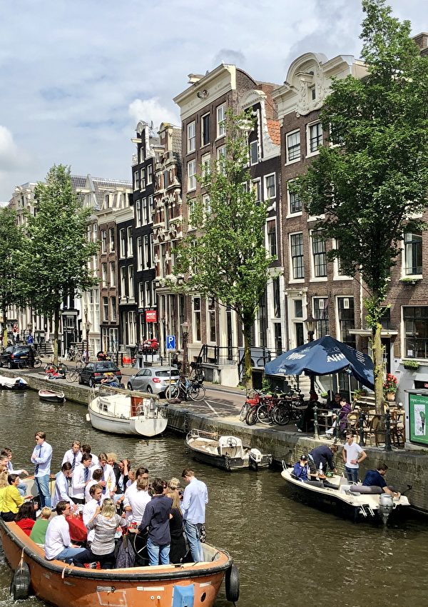Ấn tượng về đất nước Hà Lan: Cổ kính mà thơ mộng
