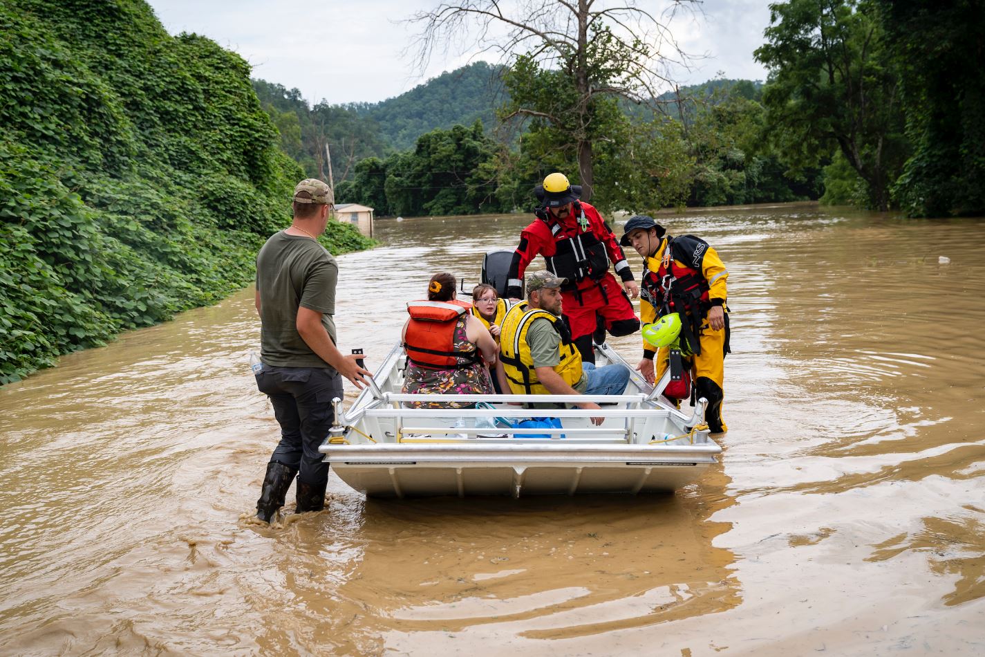 Thống đốc Kentucky: Số người tử vong do lũ lụt Appalachia tăng lên 25