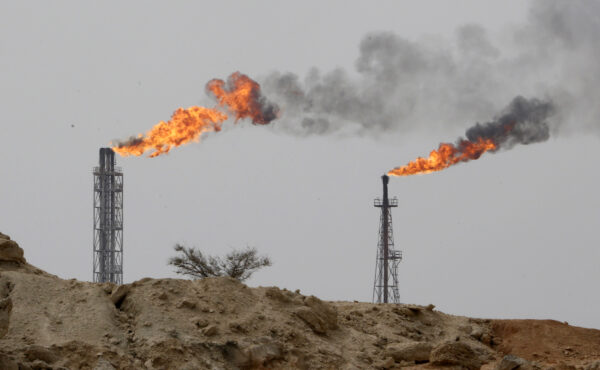 Hoa Kỳ trừng phạt mạng lưới bán dầu của Iran cho Trung Quốc và Đông Á