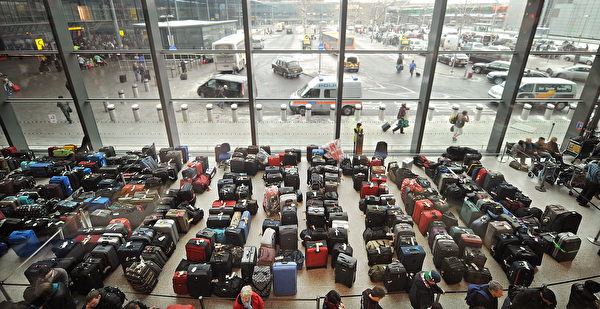Cách bảo vệ hành lý phòng khi sân bay hỗn loạn