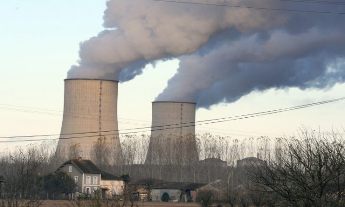 Pháp hướng đến năng lượng hạt nhân để xoa dịu cuộc khủng hoảng năng lượng do Nga gây ra ở Âu Châu