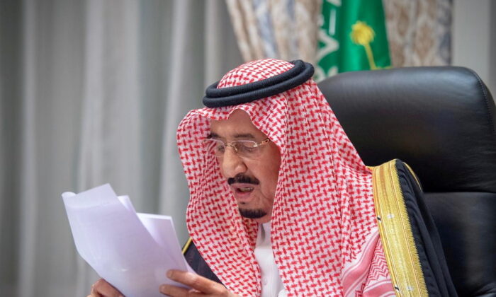 Giá dầu mỏ tăng vọt khi Hoàng tử Ả Rập Xê Út đề nghị thay đổi về Chiến lược của OPEC+