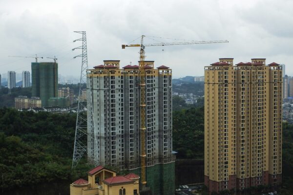 Trung Quốc lập quỹ 44 tỷ USD để cứu vãn các nhà phát triển bất động sản
