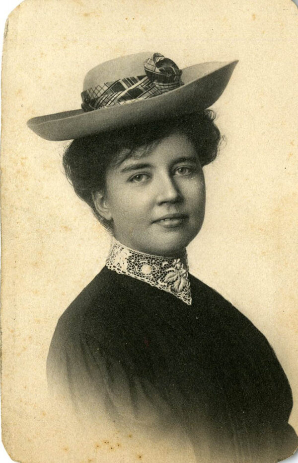 Nhà văn Rose Wilder Lane