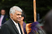 Sri Lanka sẽ mời Nhật Bản dẫn đầu cuộc đàm phán tái cơ cấu nợ với các chủ nợ chính Trung Quốc, Ấn Độ