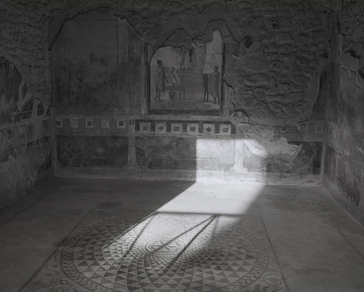 Thành phố Pompeii xuyên thời gian qua bộ ảnh của nhiếp ảnh gia William Wylie