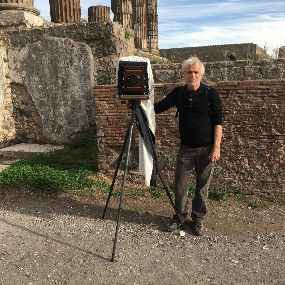 Di chỉ Pompeii xuyên thời gian qua bộ ảnh trắng đen của nhiếp ảnh gia William Wylie