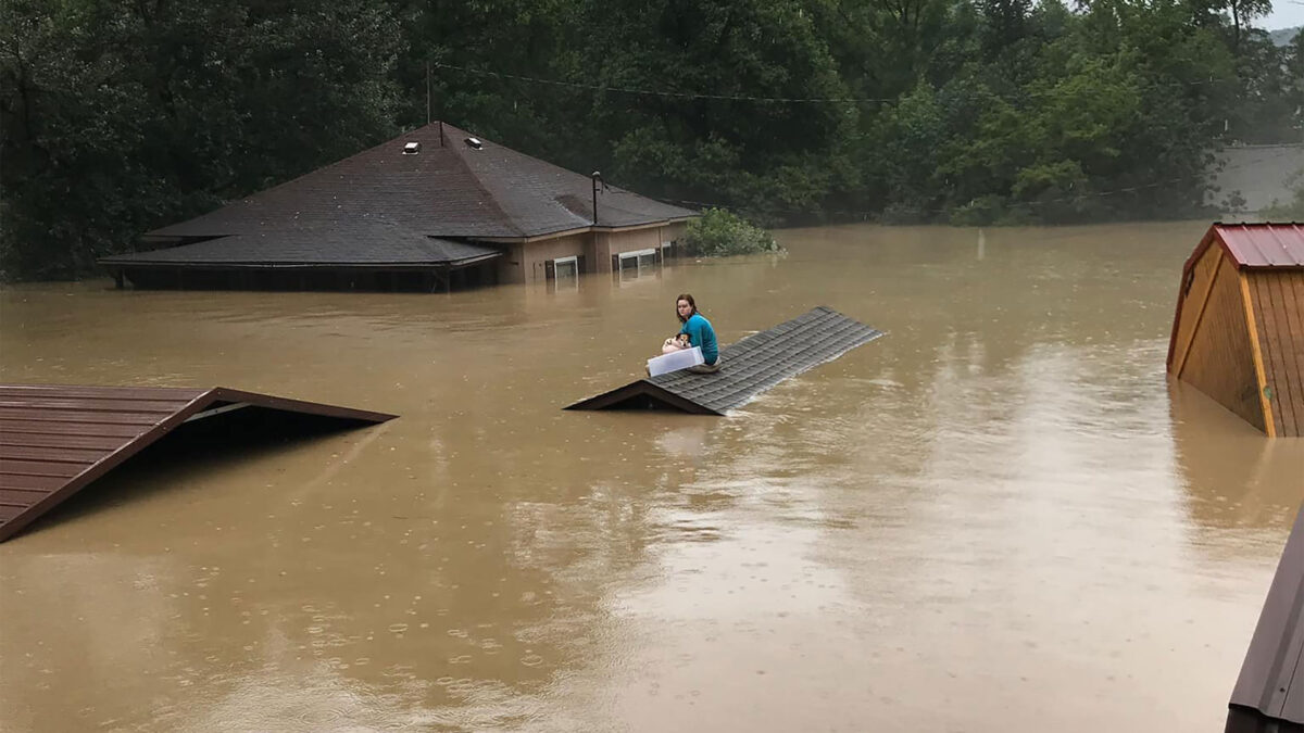 Kentucky: Quá trình khắc phục hậu quả sau trận lũ gặp trở ngại, số người thiệt mạng đã lên đến 28